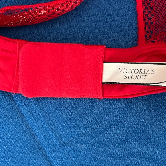 Victoria Secret Women T Shirt Lightly Lined Wireless Bra Size 32DD Red Racerback - Picture 7 of 16
